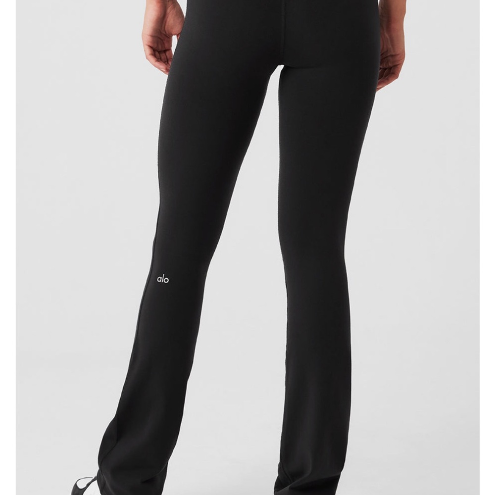 ALO bootcut legging BRAND NEW